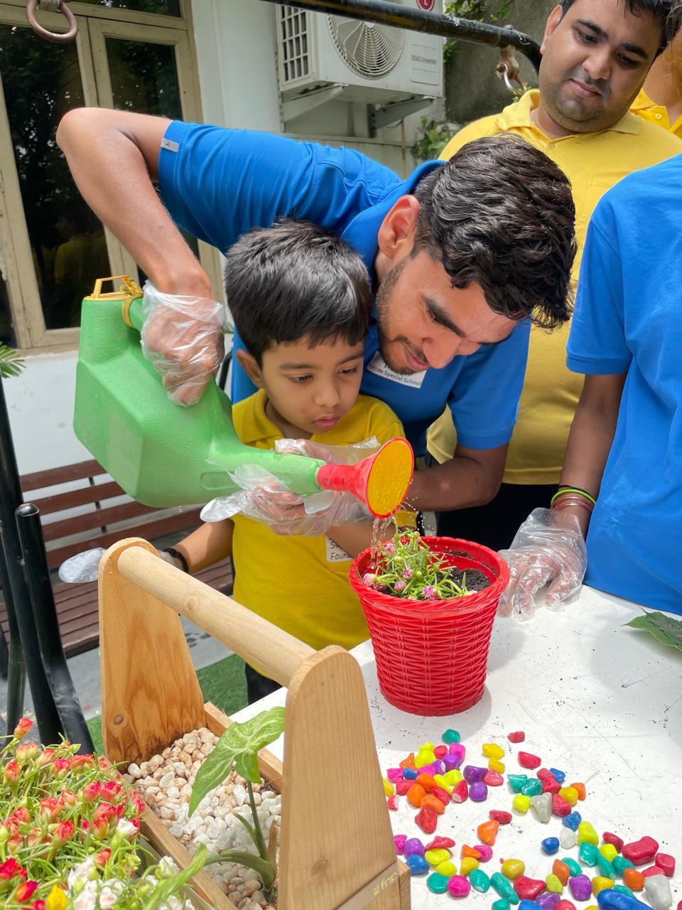 Planting & Gardening